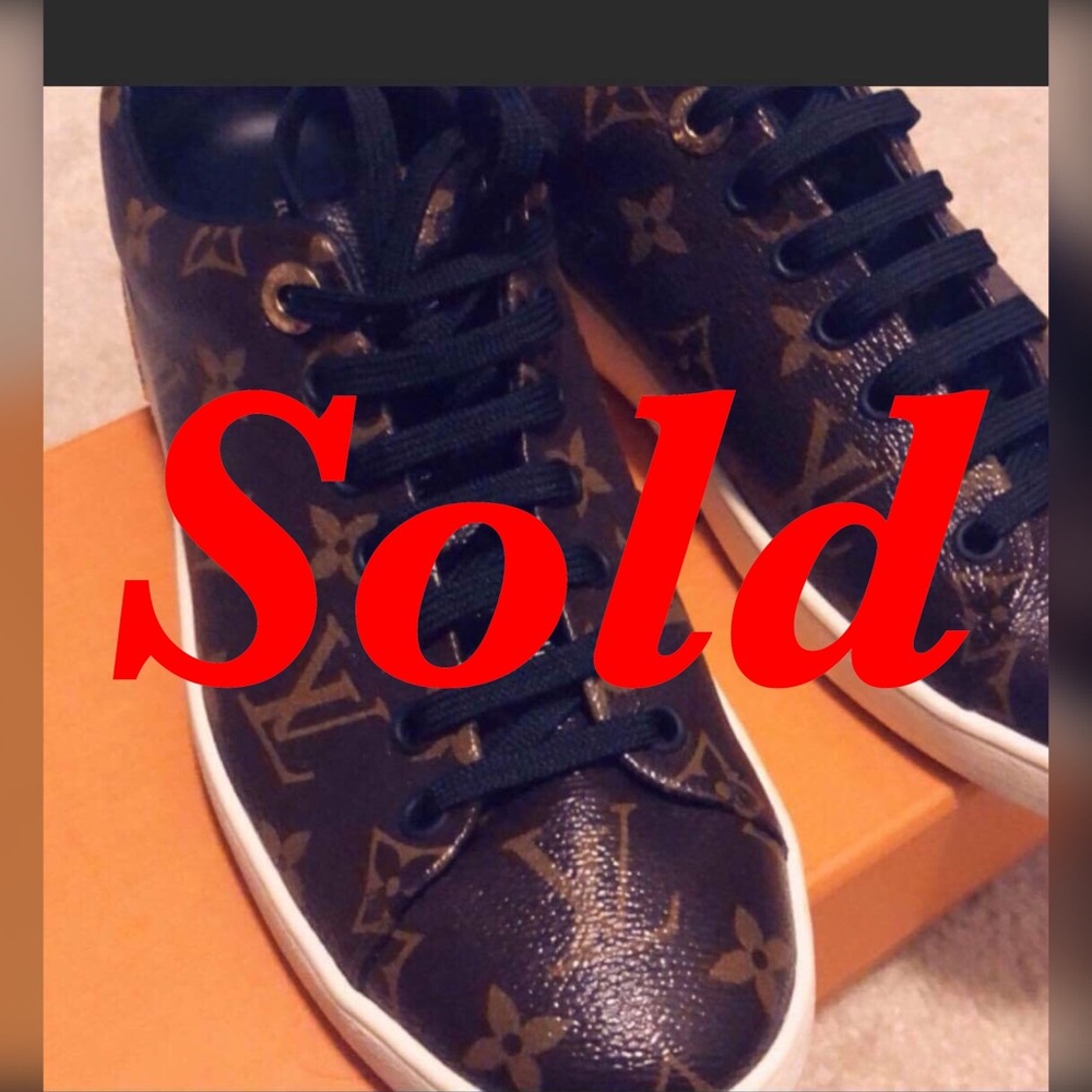 Authentic Louis Vuitton frontrow sneakers